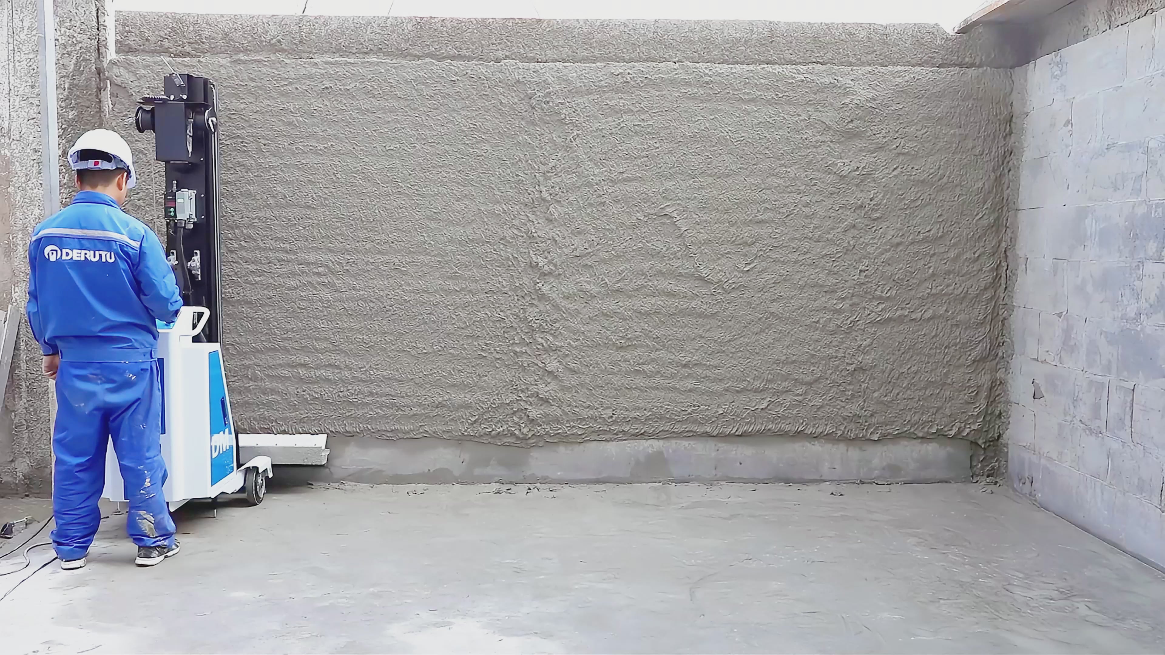 Load video: DERUTU DM Leading Plastering Machine（3.2m）