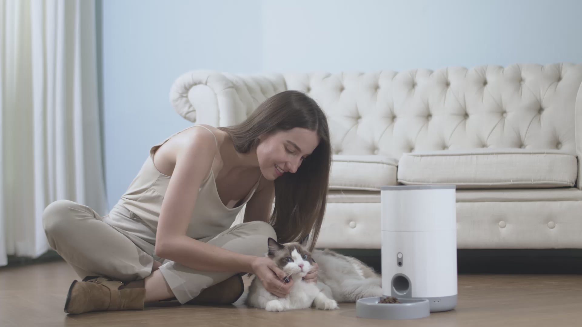 Load video: Nutri Vision Mini Smart Pet Feeder with Camera